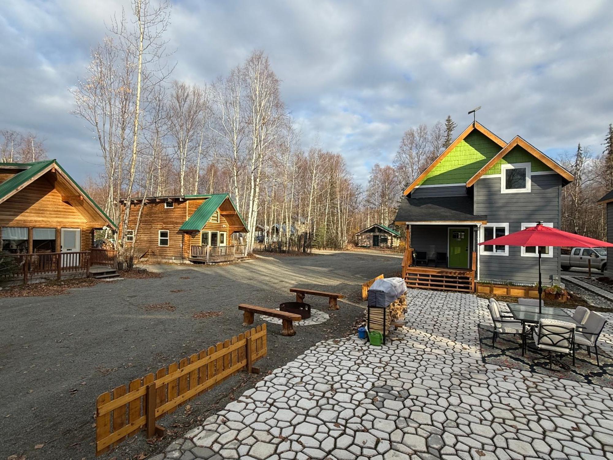Talkeetna Log Cabin With Hot Tub Unit 1 エクステリア 写真