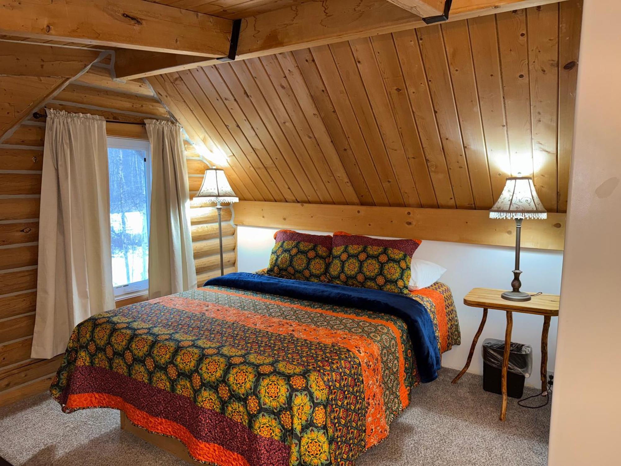 Talkeetna Log Cabin With Hot Tub Unit 1 エクステリア 写真